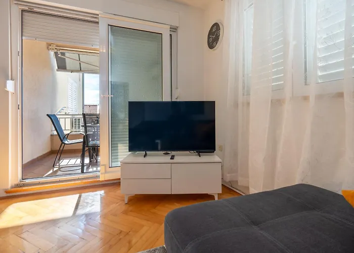 29 Apartment